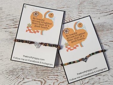 No Beauty Shines Brighter Than That of a Good Heart Bracelet